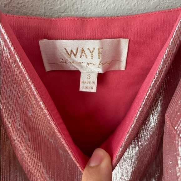 WAYF Mina Metallic Ruffle strap gown Size Small - Picture 9 of 11